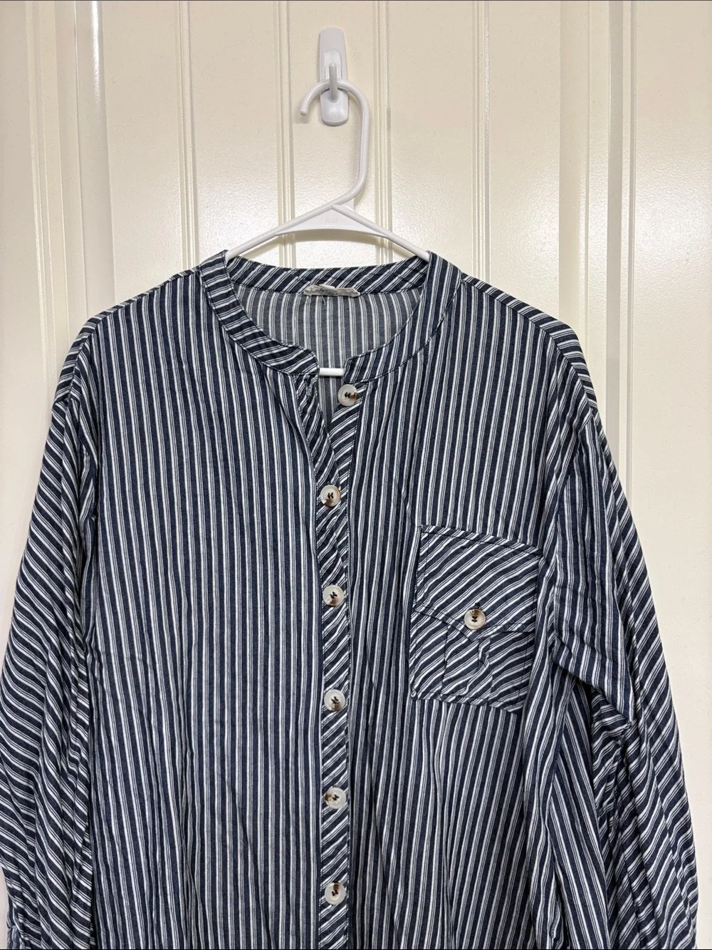 Saint‎ Geraldine Women's Navy and White Striped Button-Down Tunic Shirt Dress